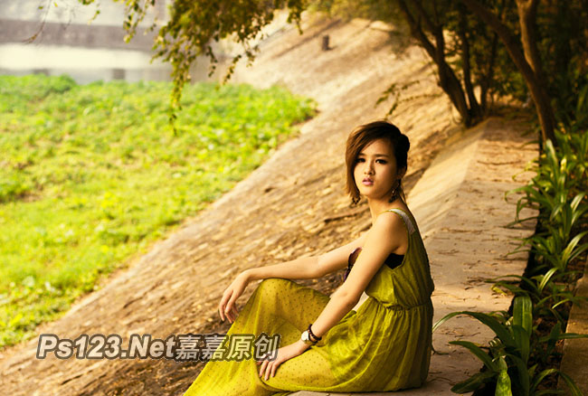 photoshop 打造森林中少女柔和的绿黄色调