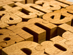 木制的名字拼图Nuzzles -WoodenNamePuzzles木制的名字拼图